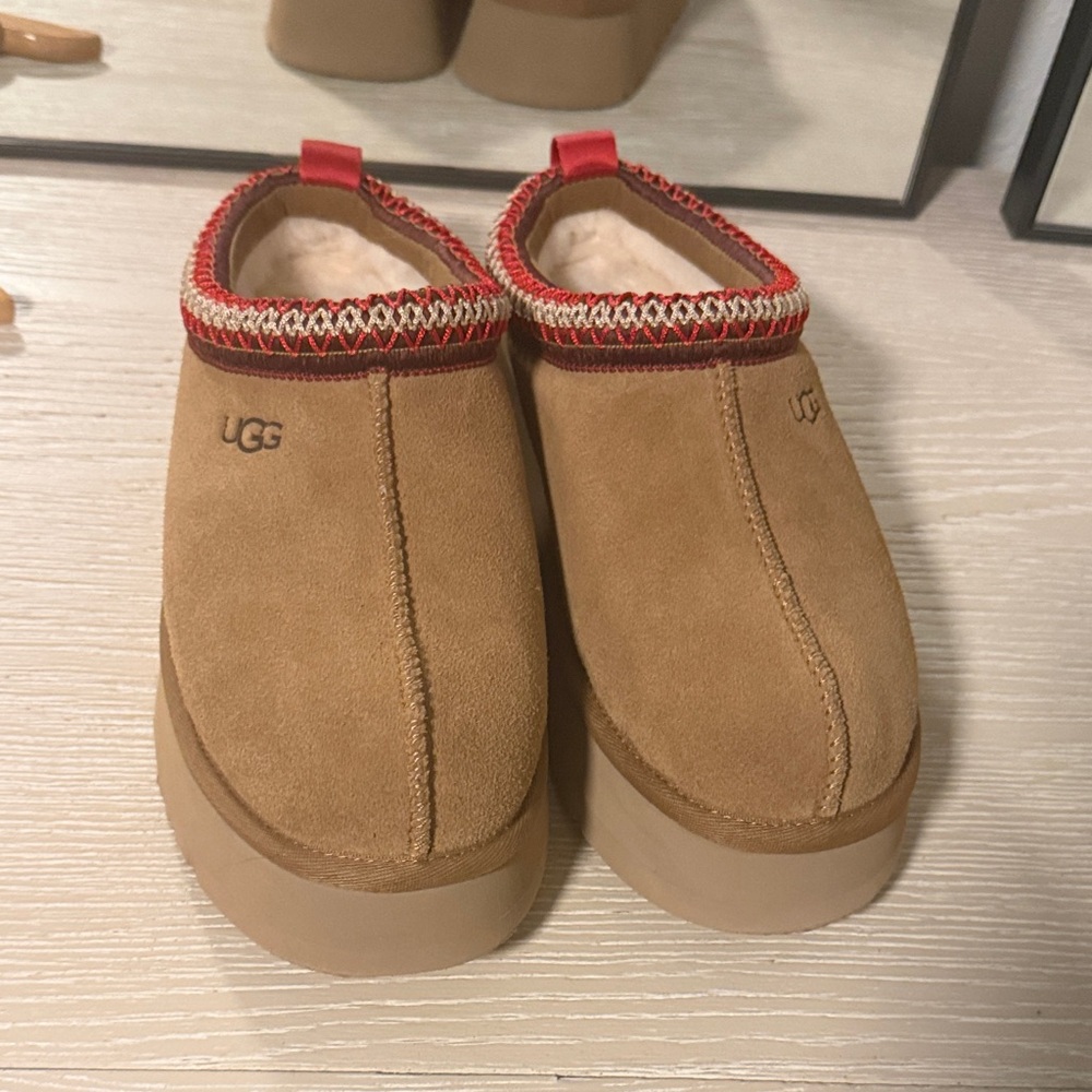 UGG Tazz II Platform Slipper 8